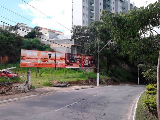Foto 7 de View Mídia - Outdoor, Comunicação visual em Divinópolis - MG