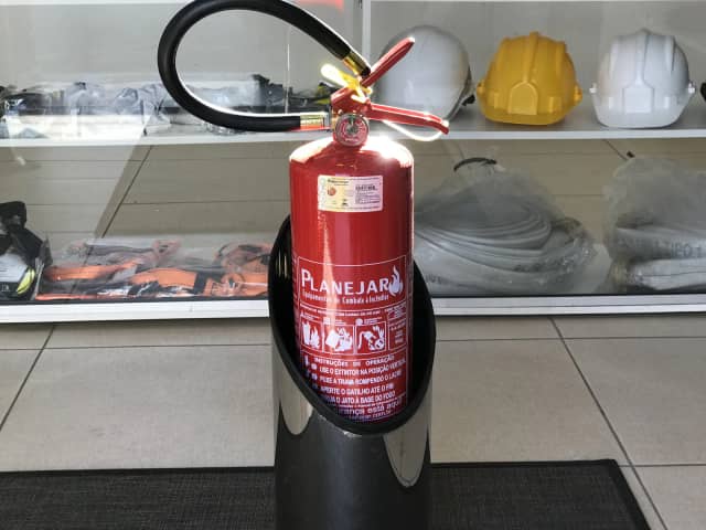 Foto 7 de Planejar Equipamentos de Segurança e Combate a Incêndios, Segurança do Trabalho em Divinópolis - MG
