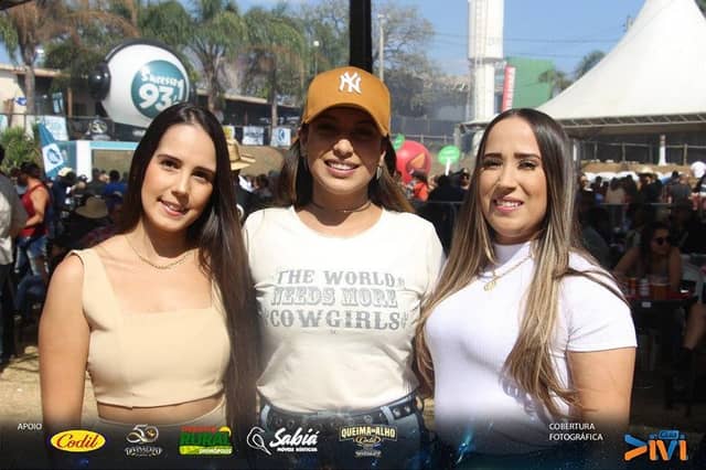 Foto 5 de 6 — Queima do Alho Beneficente 2022
